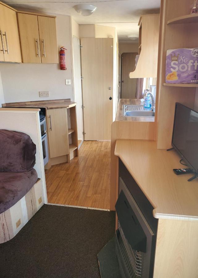 Ingoldmells, The Grange Holiday Park 3-Bedroom Caravan Скегнесс Номер фото