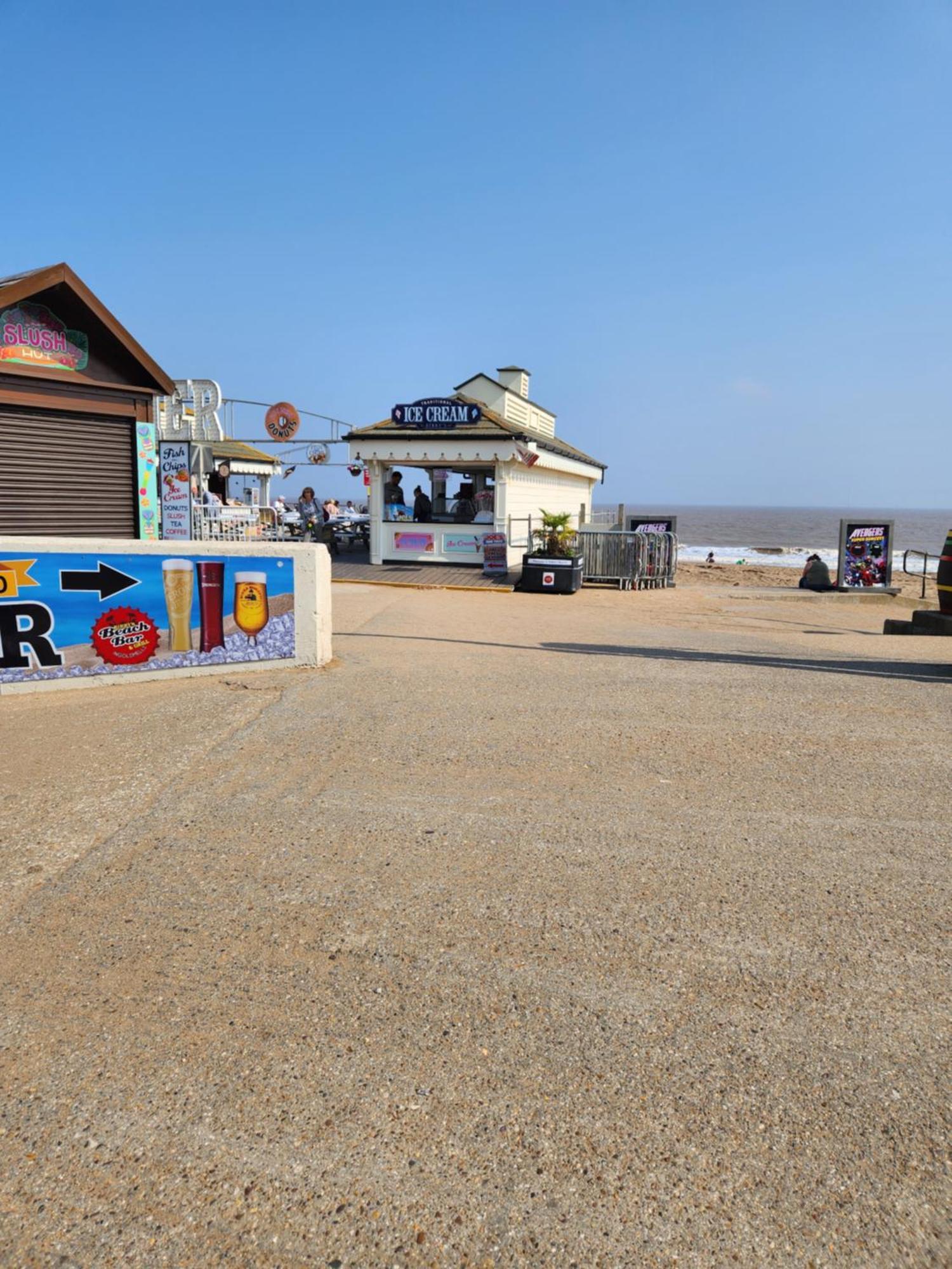 Ingoldmells, The Grange Holiday Park 3-Bedroom Caravan Скегнесс Экстерьер фото
